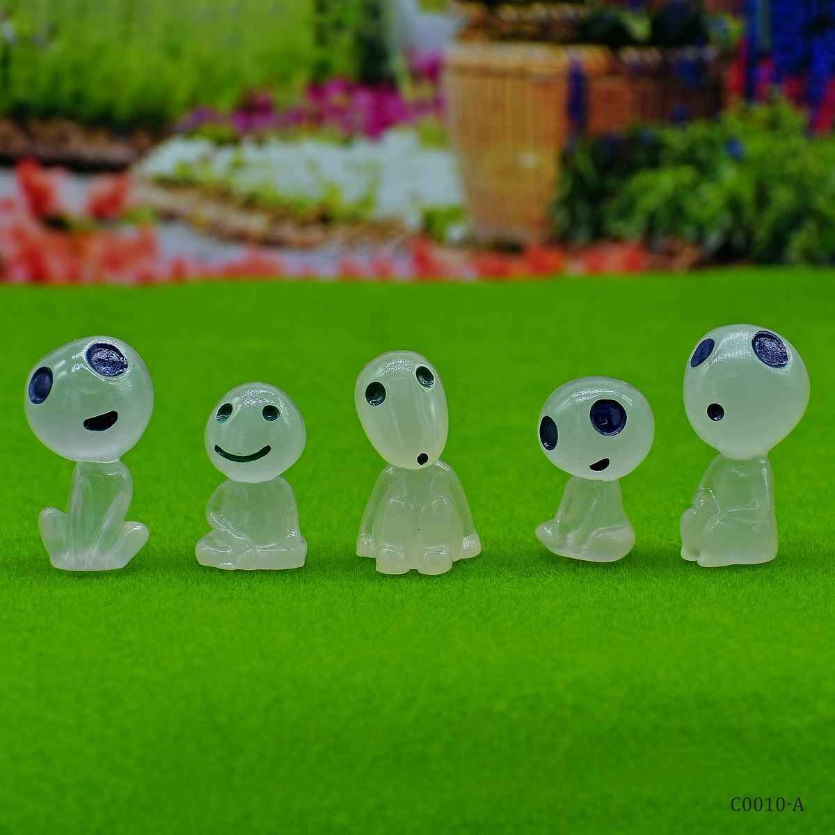 Miniature Model Princess Mononoke Pack of 5 Pcs, Size: 1.5x6x0.5 Cm (C0010) C0010-A
