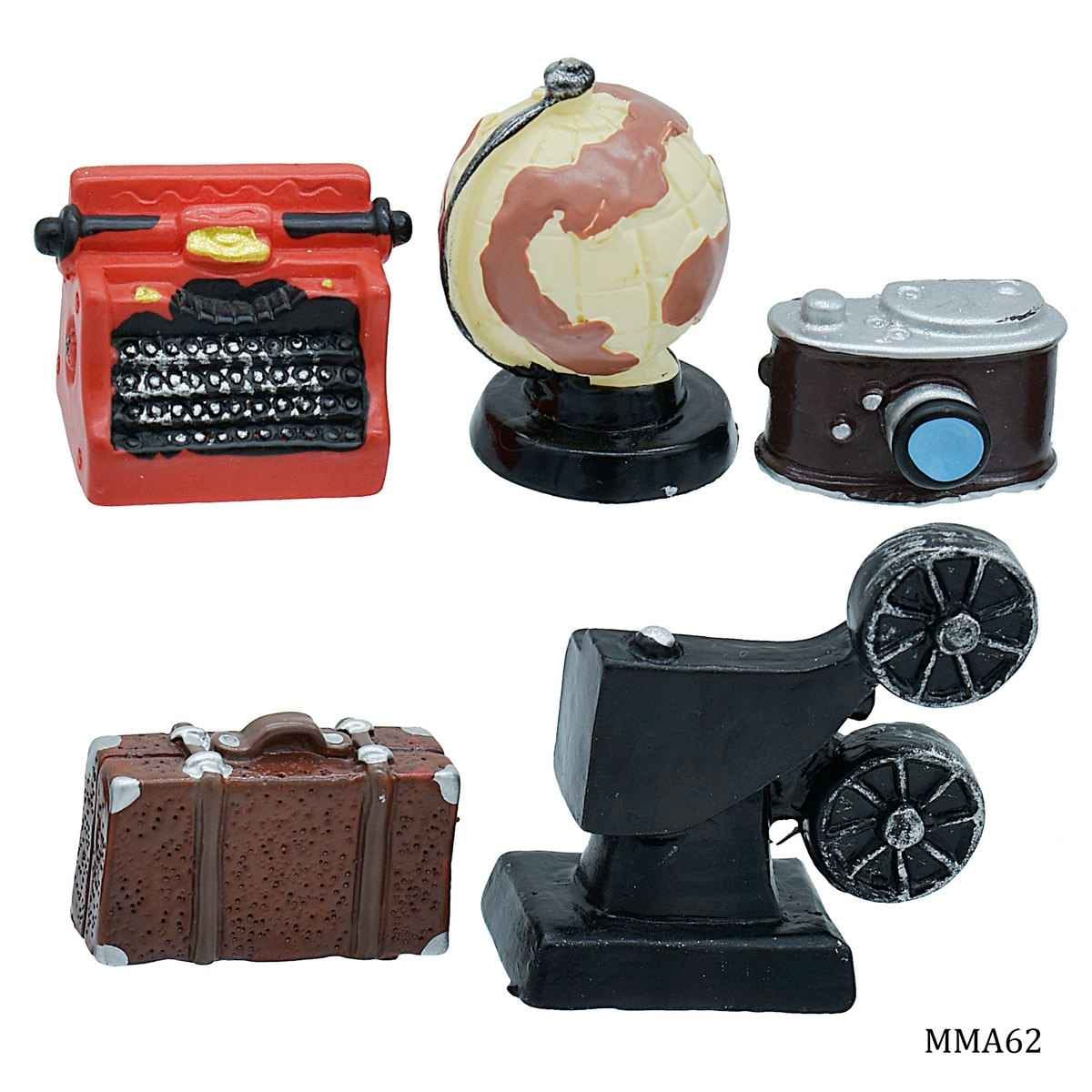 Miniature Model Vintage Collection Pack of 5Pcs, Size: 2x1.5x3.5 cm MMA62