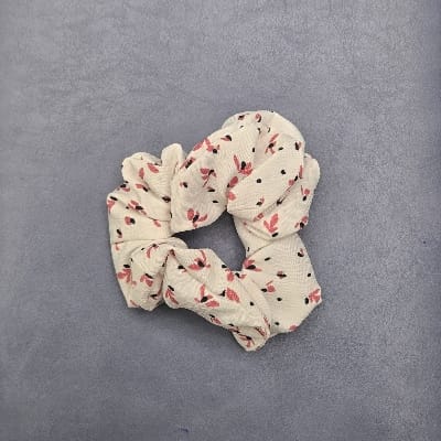 WHITE RUBBER BAND