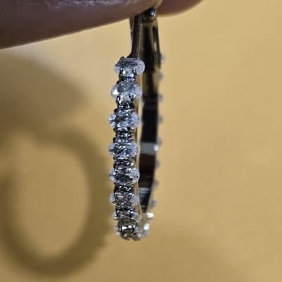 DIAMOND EARRING