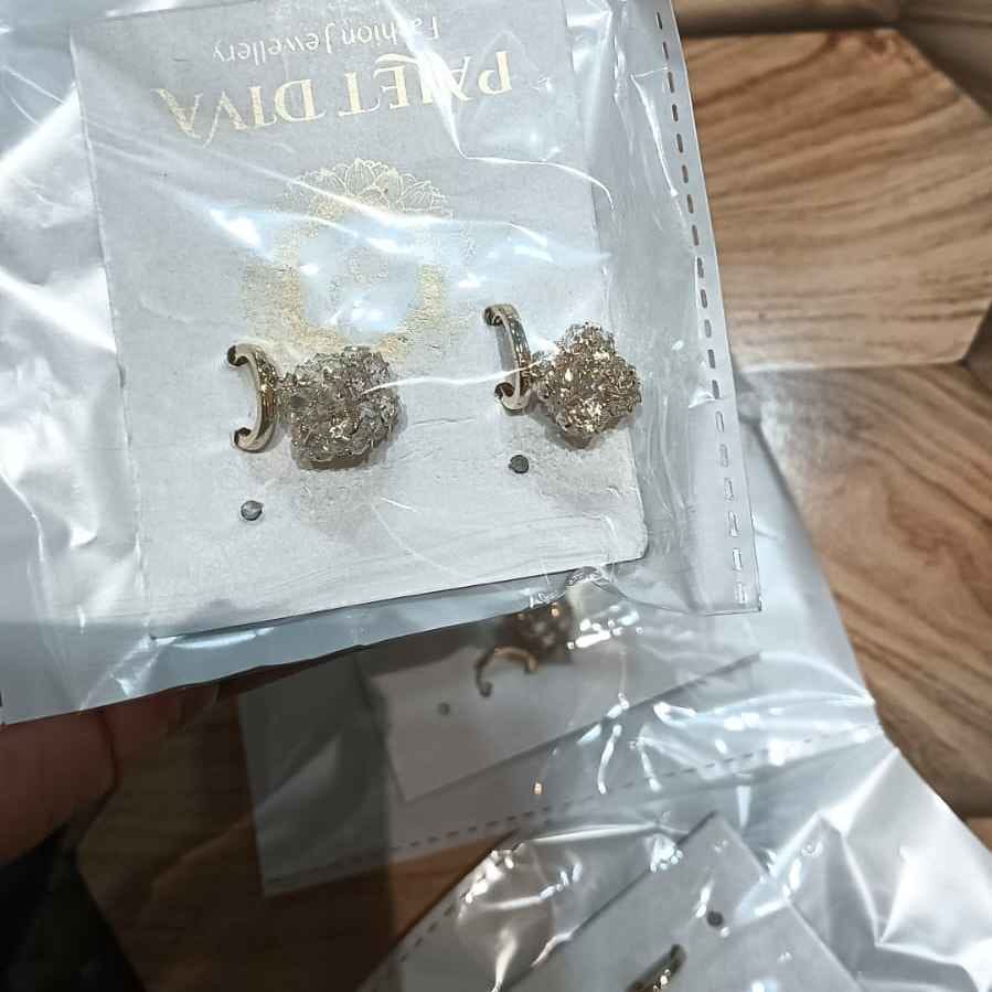 Earring20270