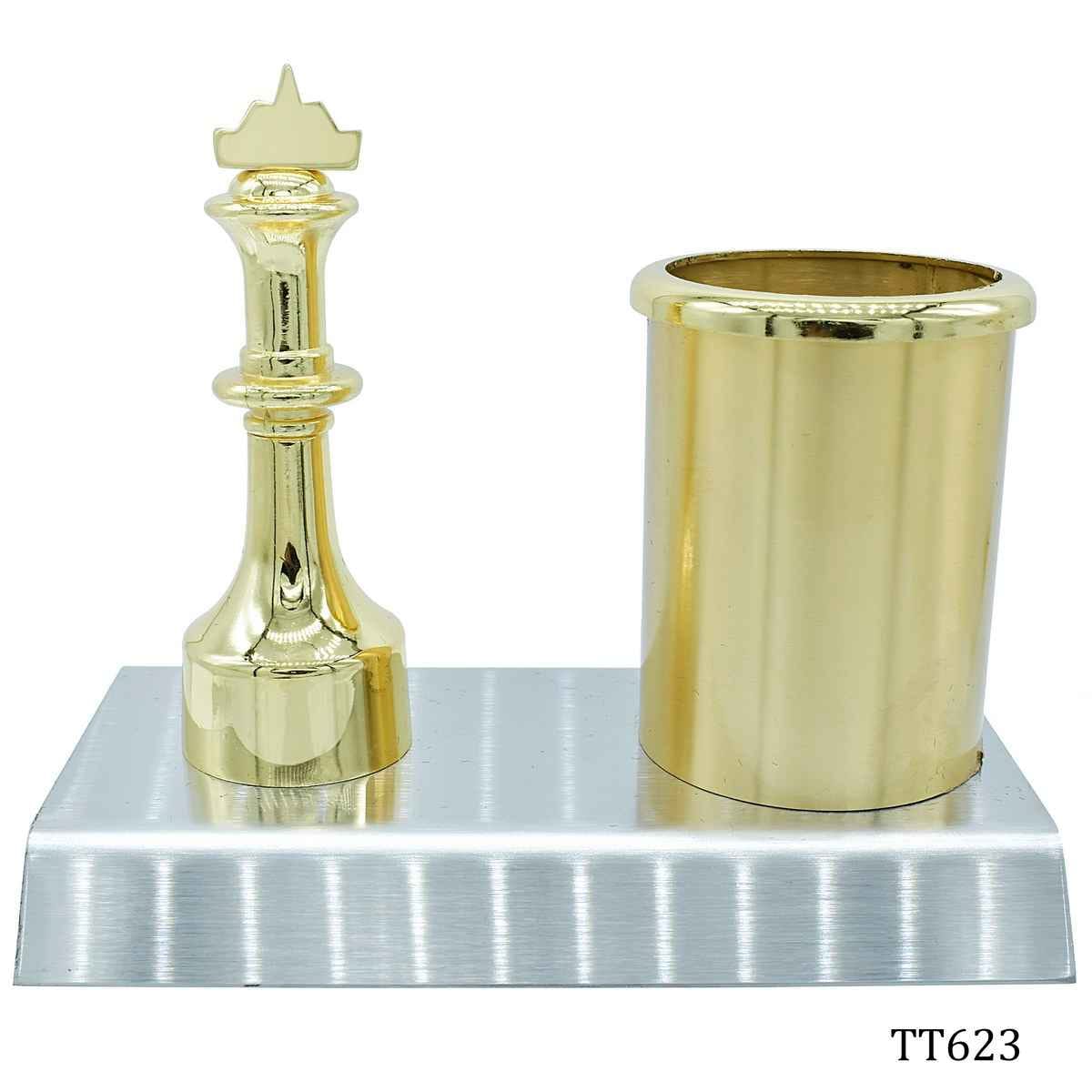 Table Top Pen Stand With King TT623