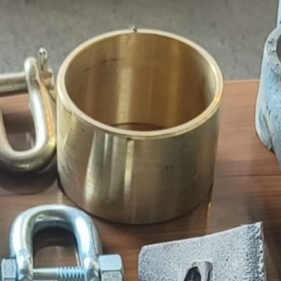 साई नांगर मांडी बुश
