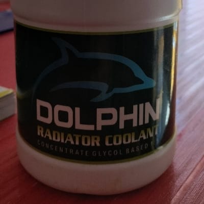 Dolphin radiator colant