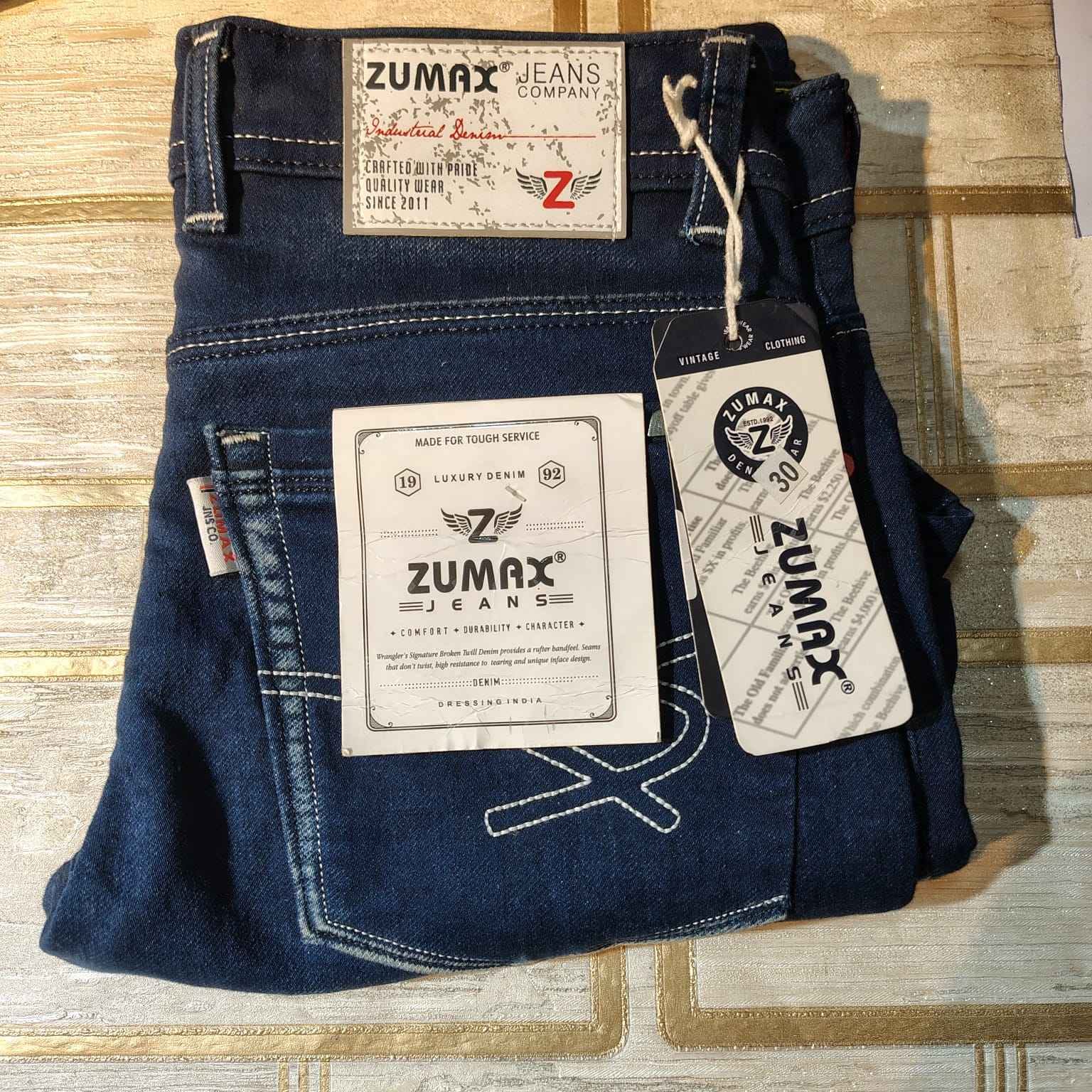 ZUMAX NARROW FIT JEANS