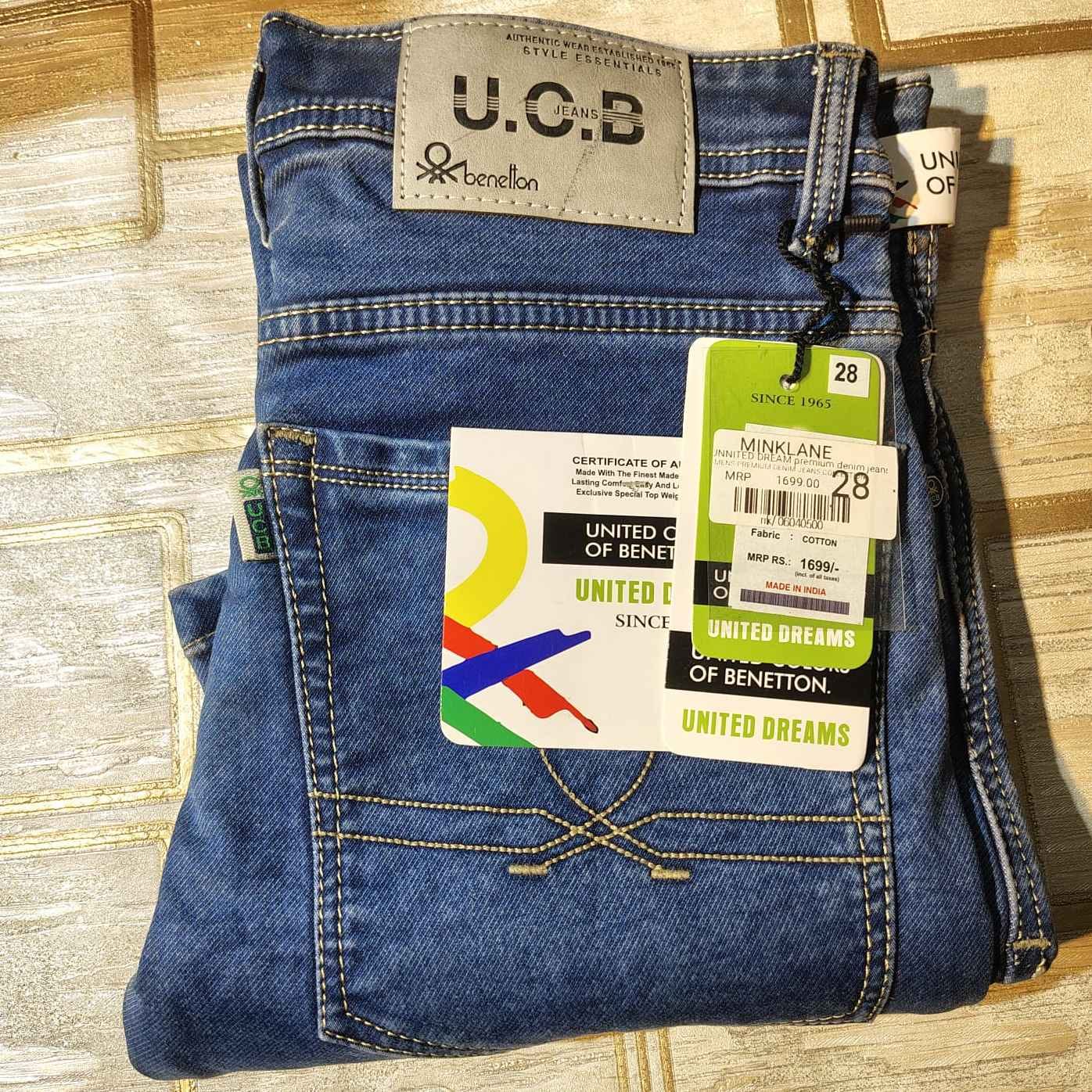 UNITED COLORS OF BENETTON DREAMS JEANS