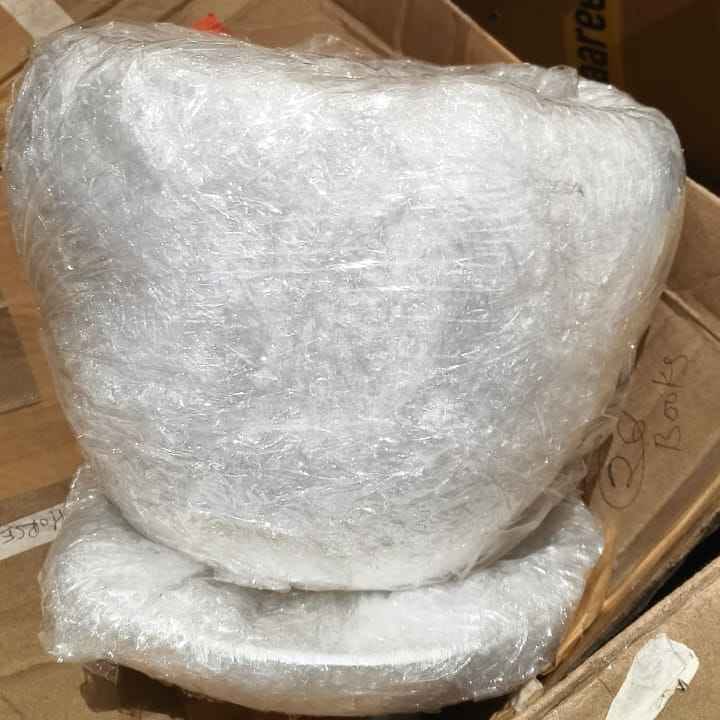 WHITE PLANTER POT SET