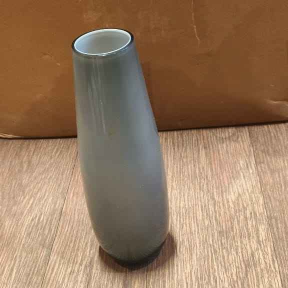 FLOWER VASE