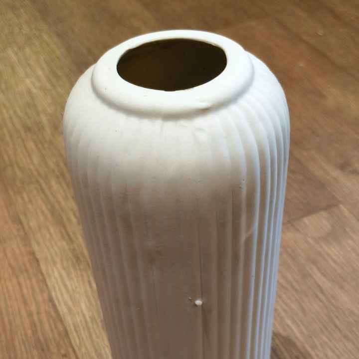 WHITE CERAMIC VASE