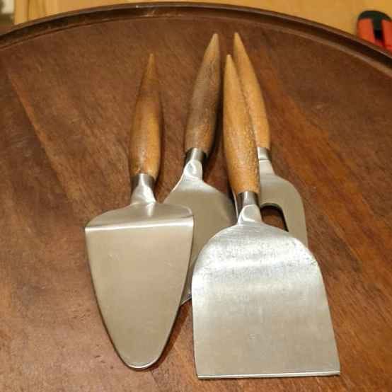 GARDENING TOOLS