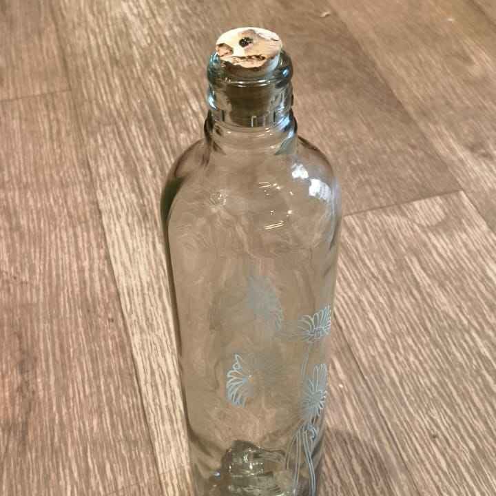 GLASS WATER BOTTEL