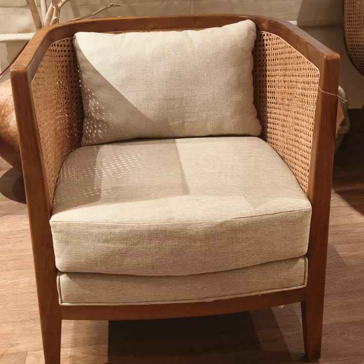 LOUNGE CHAIR -KIMI