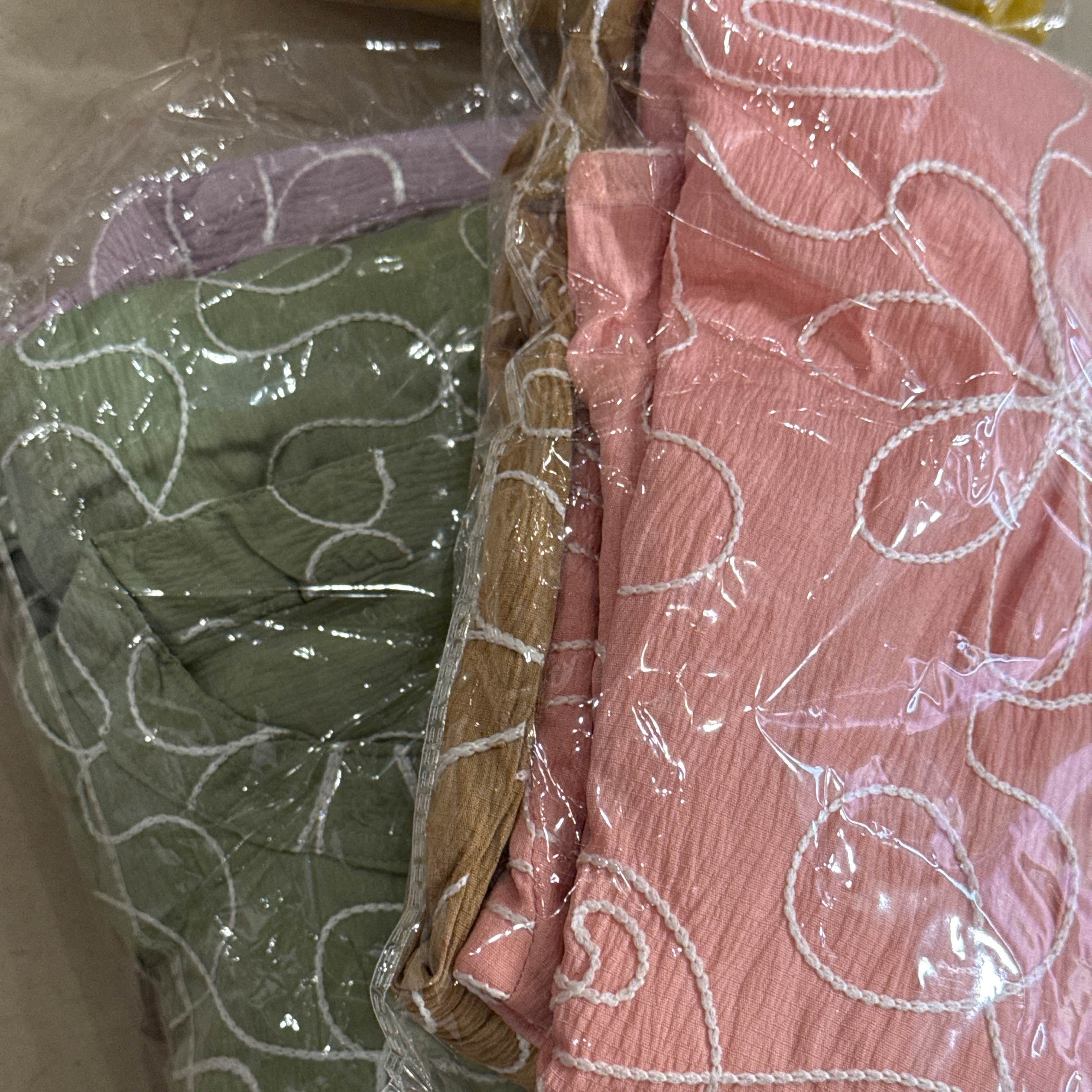 sree-korean thread top