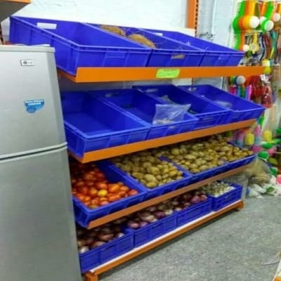 Vegitable Rack 6' Hight nomber of selves 4,(15"=4") With 8 Plastic Carat Size -6'X3'