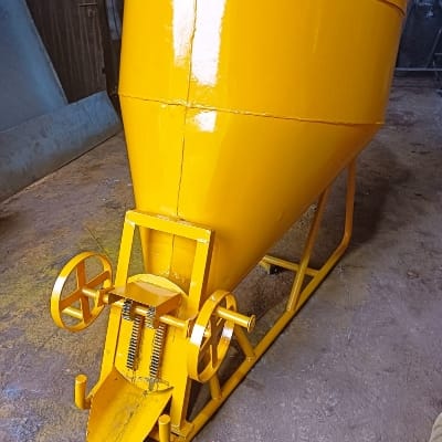 Concrete bucket with Double Gear ⚙️