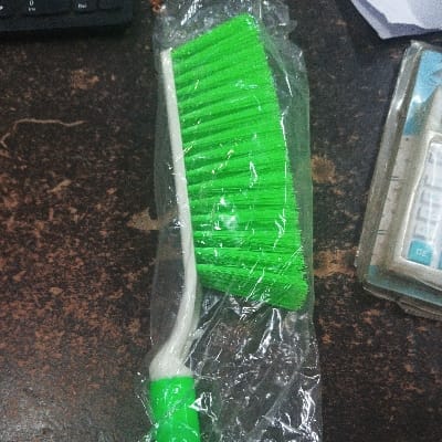 Carpet brush