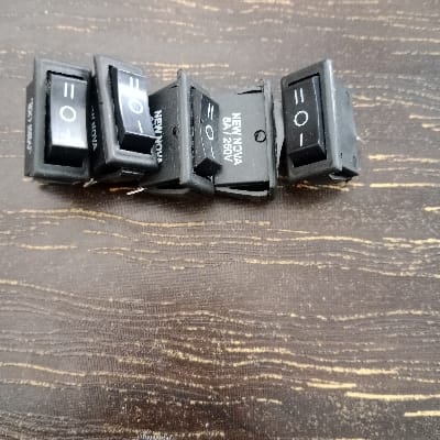 NEW NOVA 6.A/250V BLENDER ELECTRONICS WHICH 5.PCS