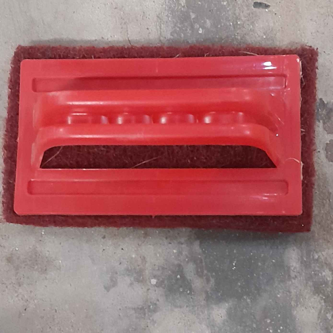 TILES BRUSH