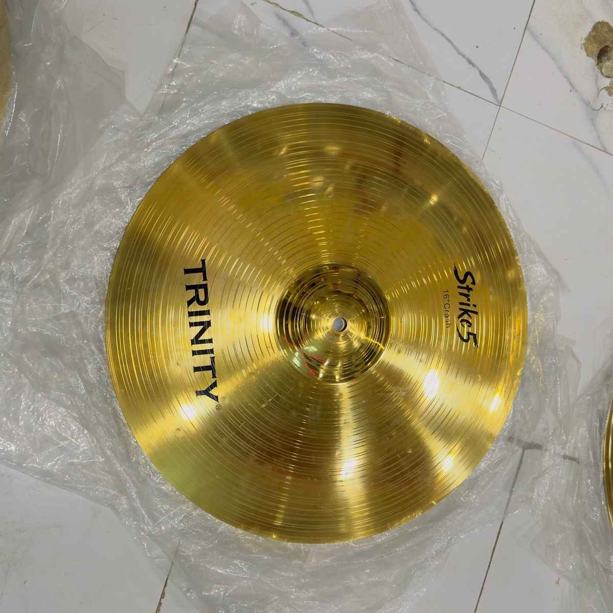TRINITY STRIKE 5 18"