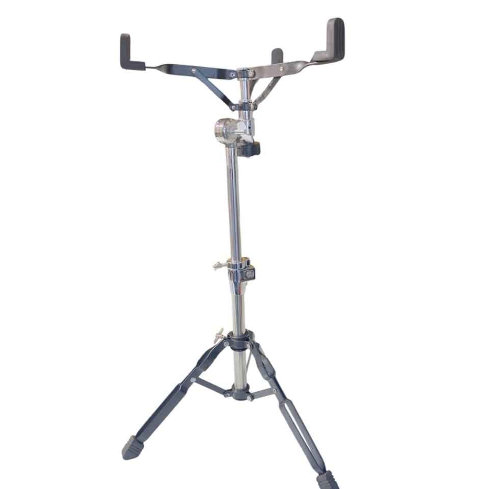 GLADNICK IRON SNARE STAND