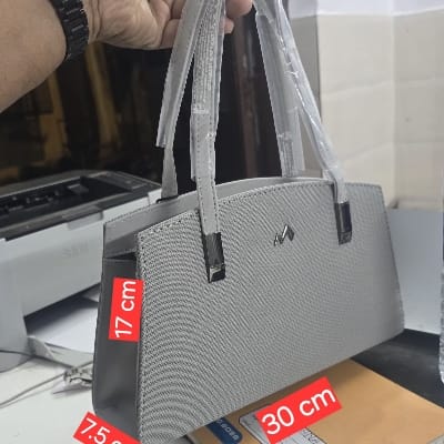 WOMEN CASUAL HANDBAG (NAKHUN M)