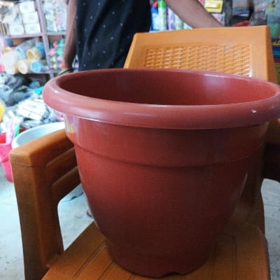 Planter 18 " gulab milky